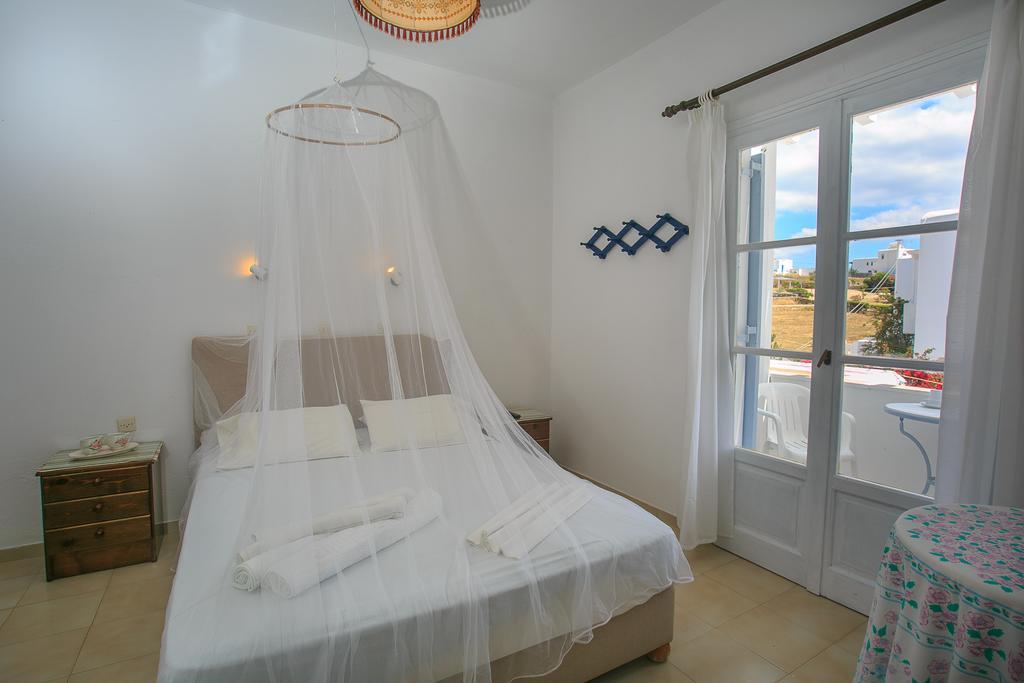 Paros Rita Studios Писо-Ливади Номер фото